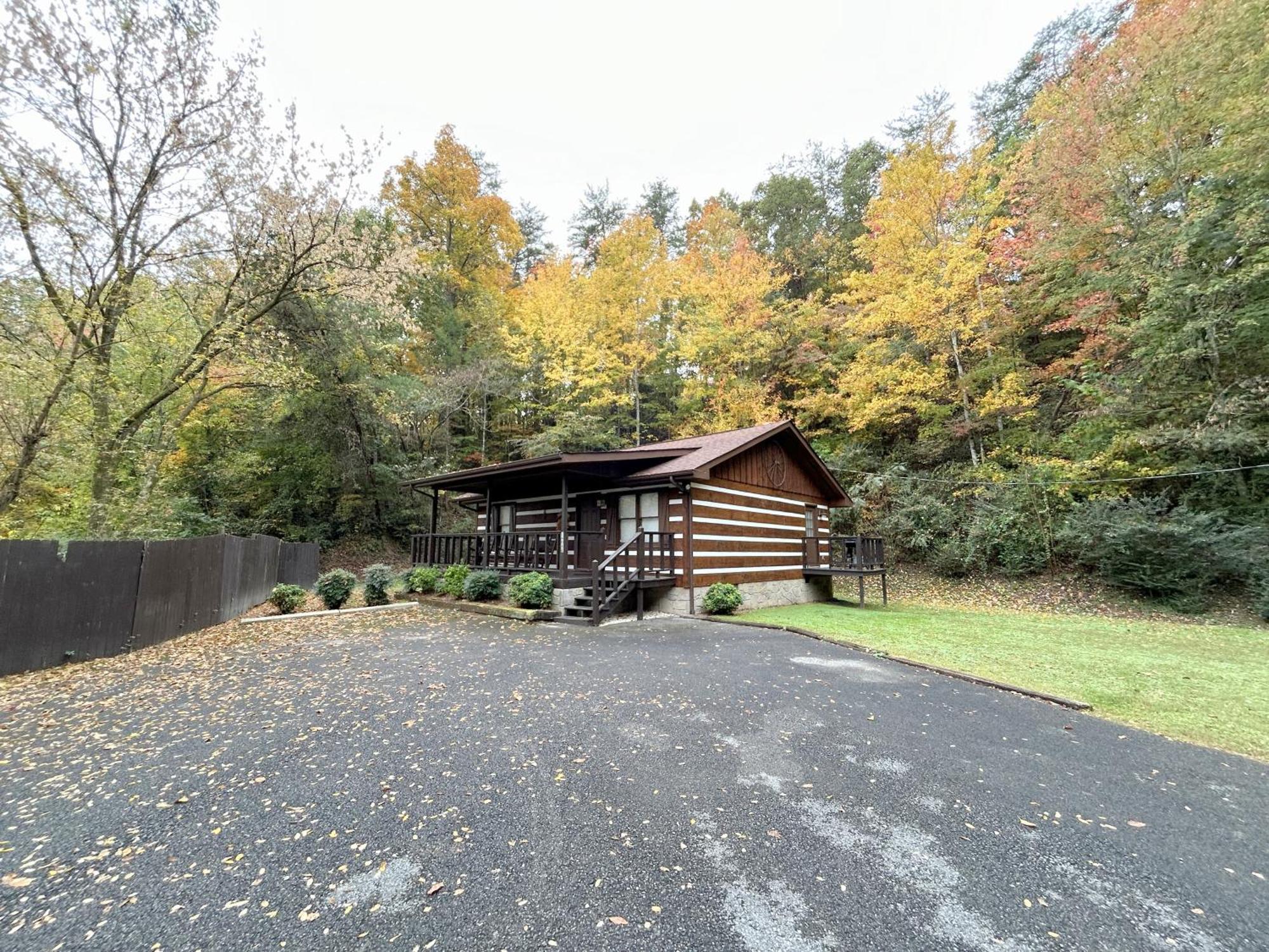 Tucked Away Cabin Pigeon Forge Exterior foto
